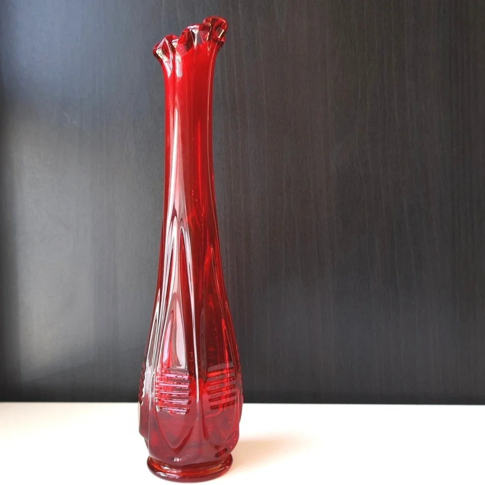 Vintage Red UV Reactive Art Glass Bud Vase Ruffled Rim MCM 9.25